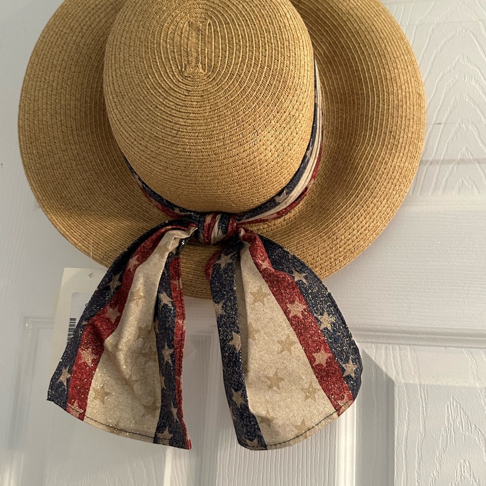 Toucan Collection Straw Hat with Patriotic Scarf